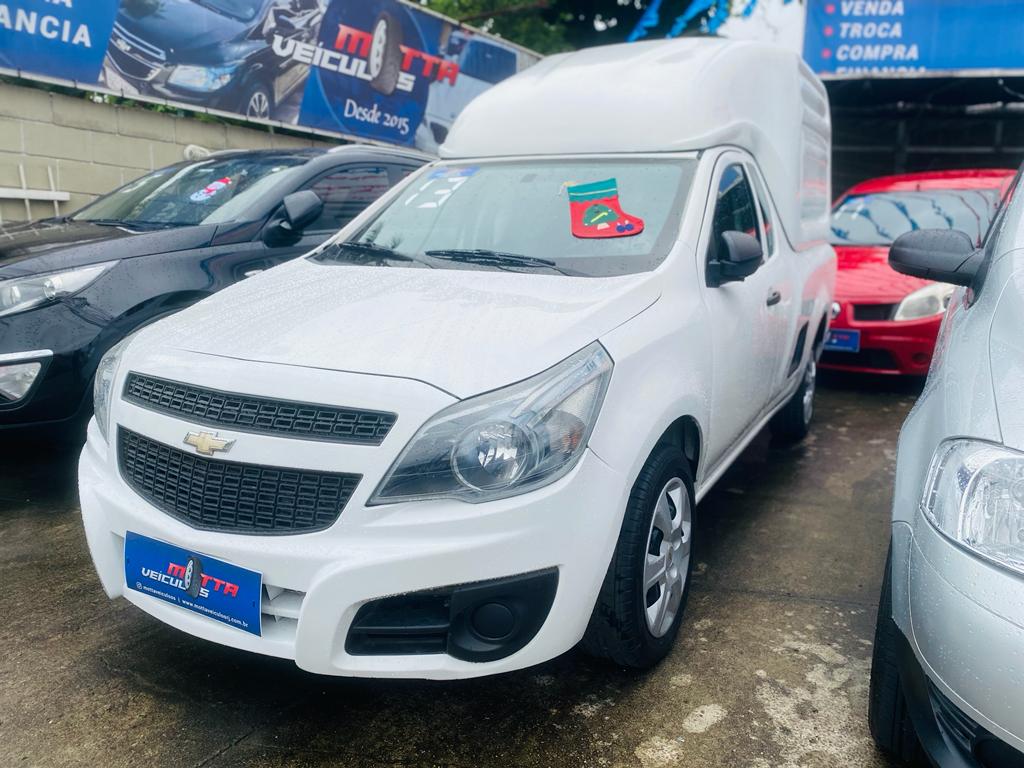 Chevrolet Montana LS baú 1.4